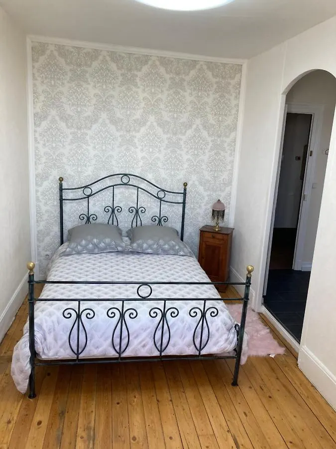 Chambre Cocoon Chateau De La Bouchatte Chazemais Guest house